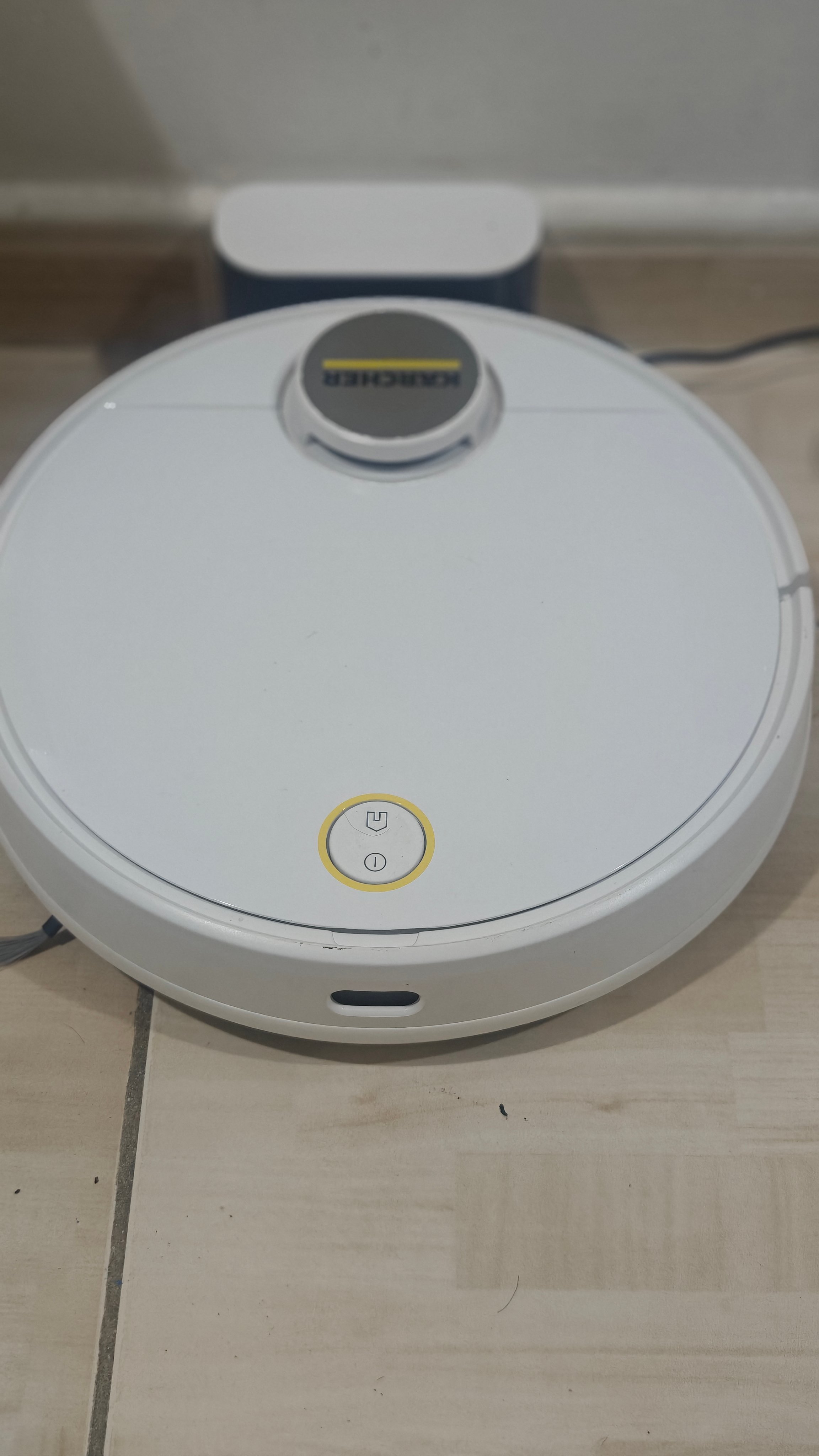 KARCHER ROBOT VACUUM CLEANER  - Image 3