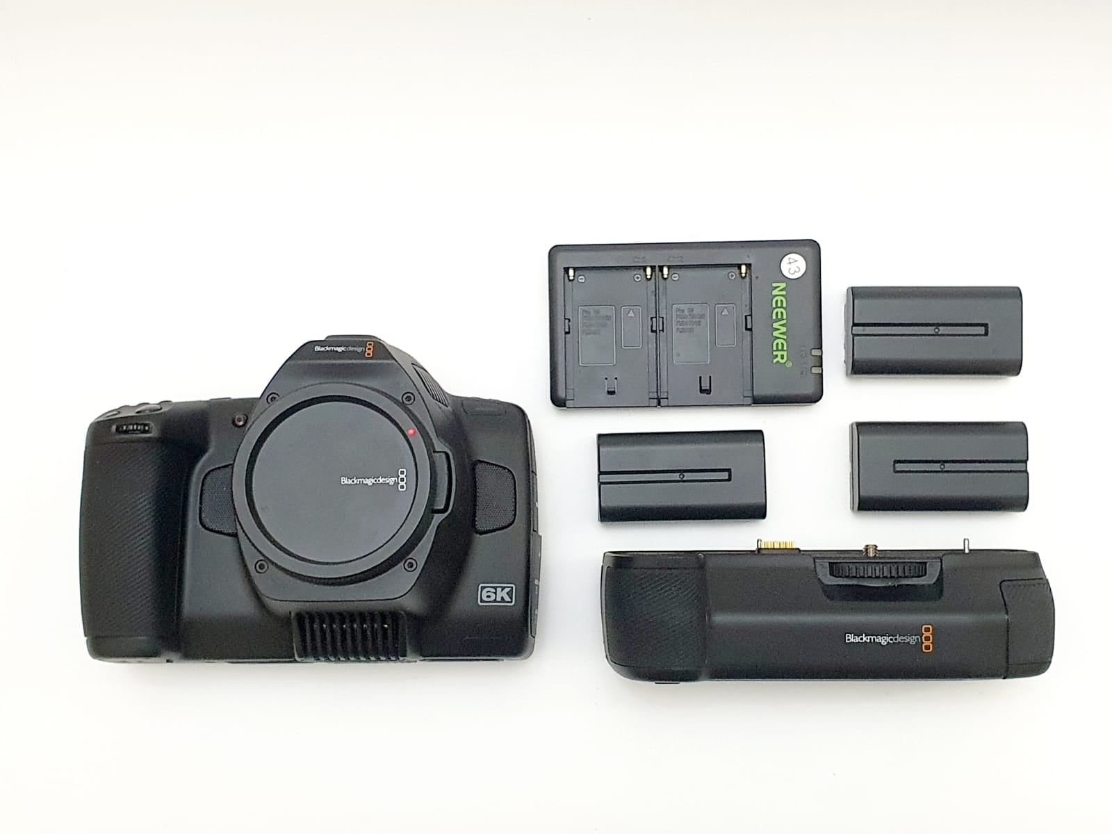 Blackmagic Pocket Cinema Camera 6K Pro - Image 1