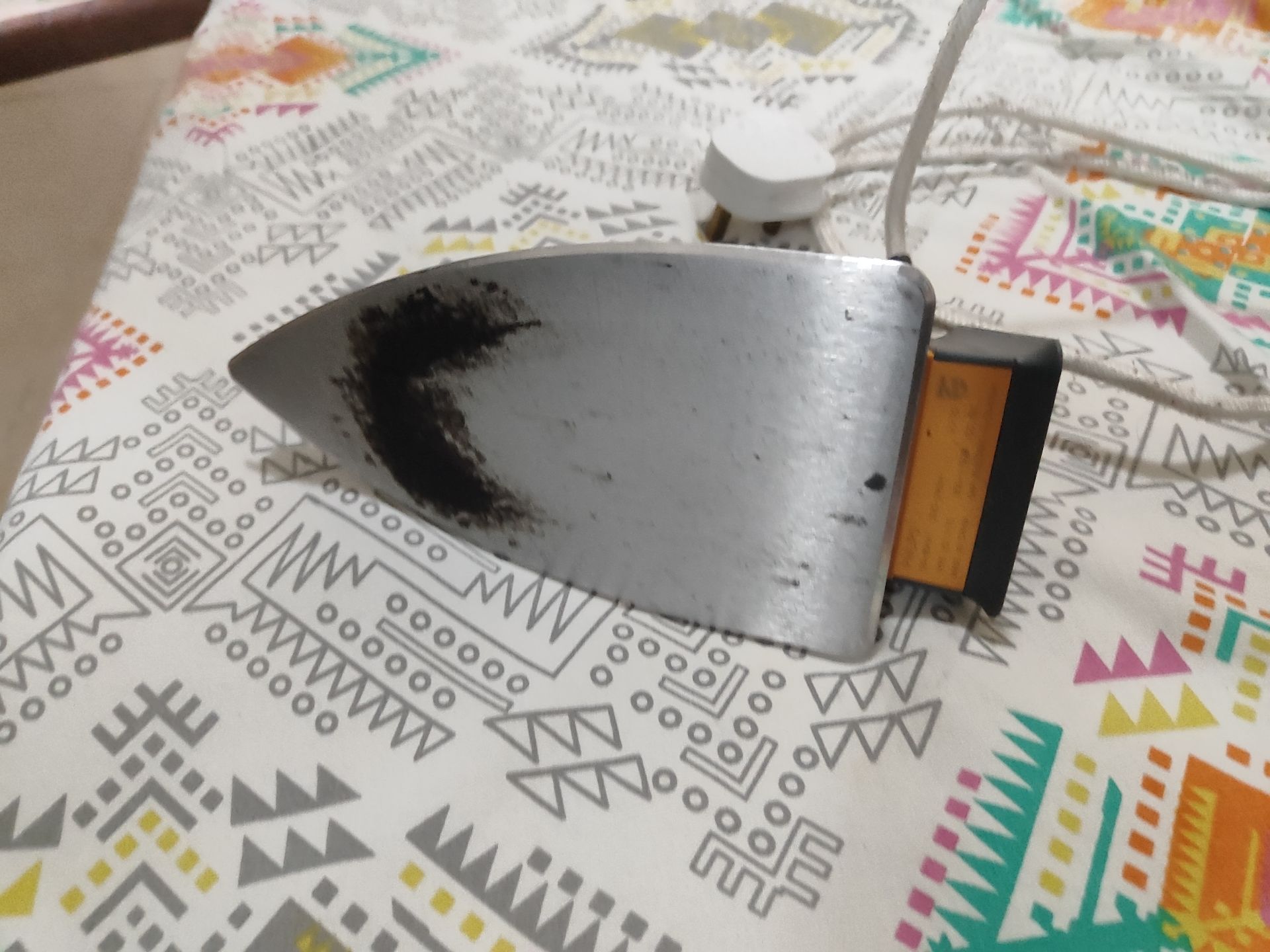 iron in working conditions  - Image 5