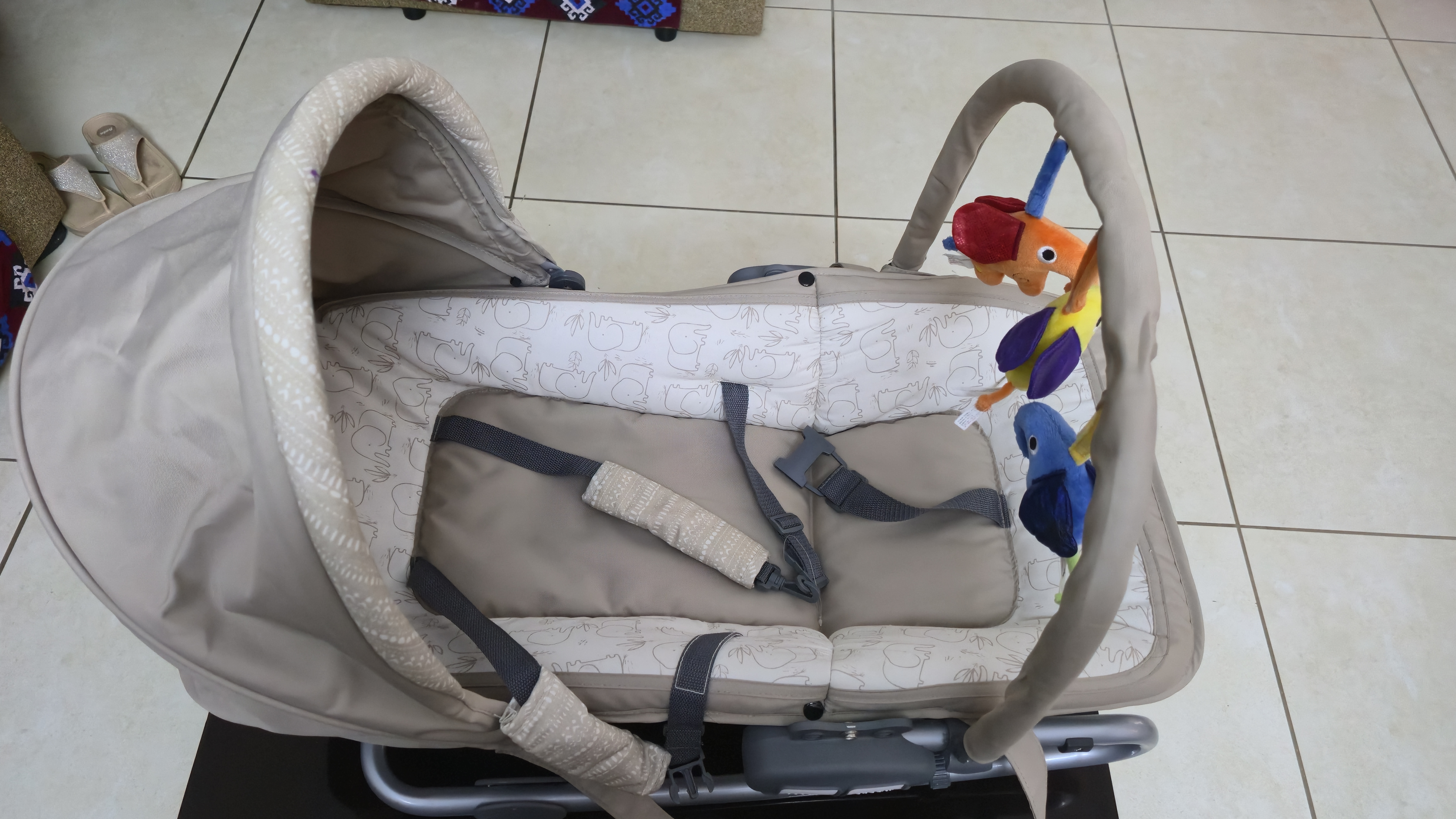 Baby cot  - Image 3