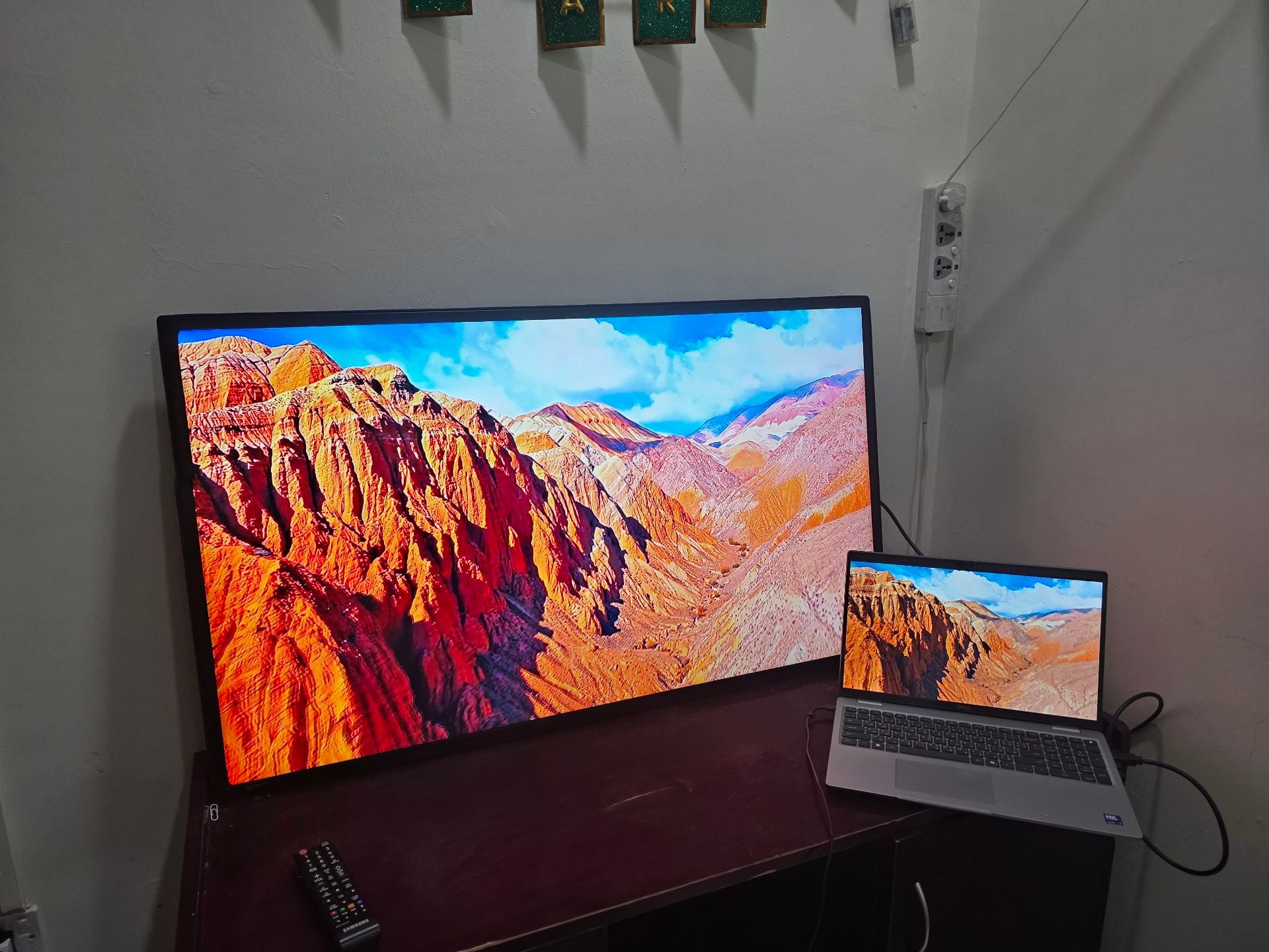 Samsung 46” Full HD Digital Signage LCD TV – Working Perfect - Image 2