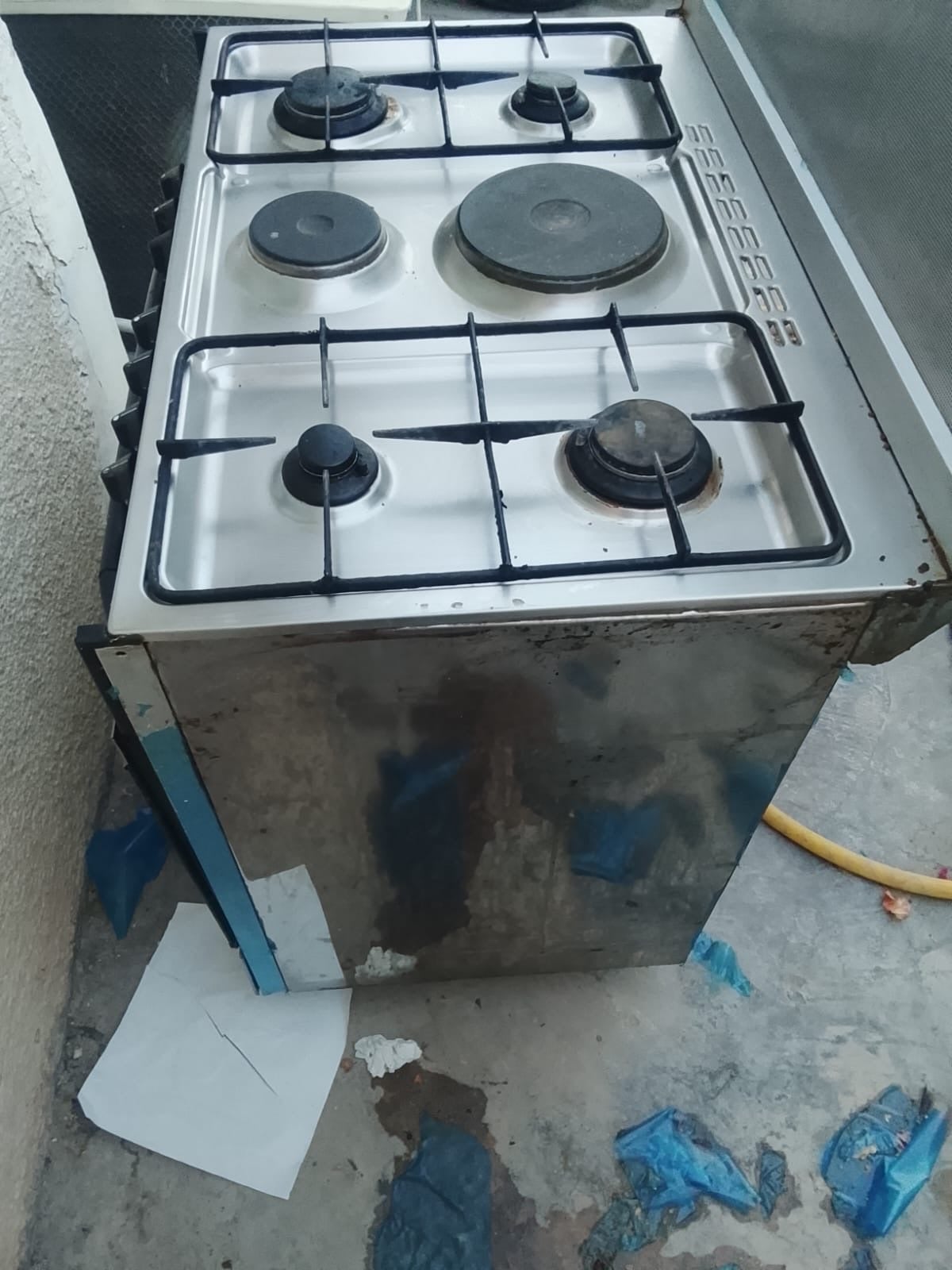 Glem Gas dual-fuel cooking range  - Image 3