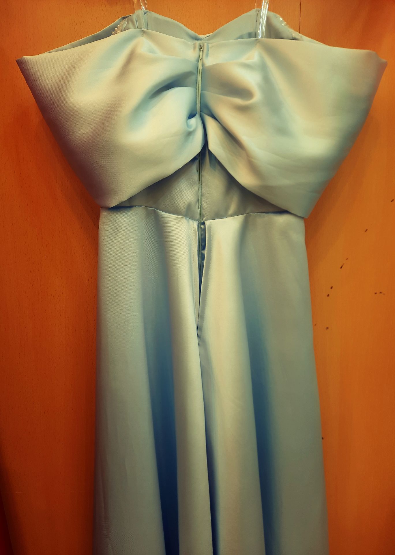 Luxury wedding dress - Image 2