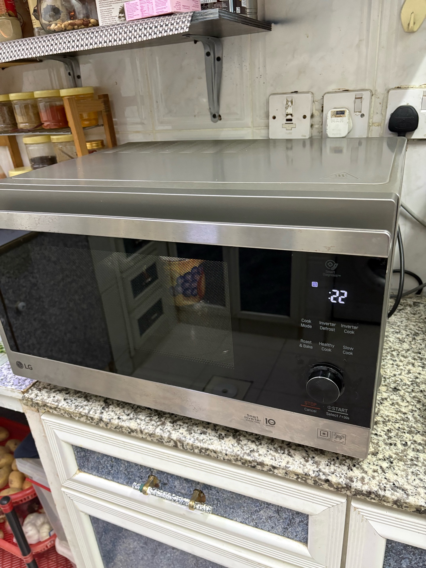 LG Used Oven - No Warranty - Image 3