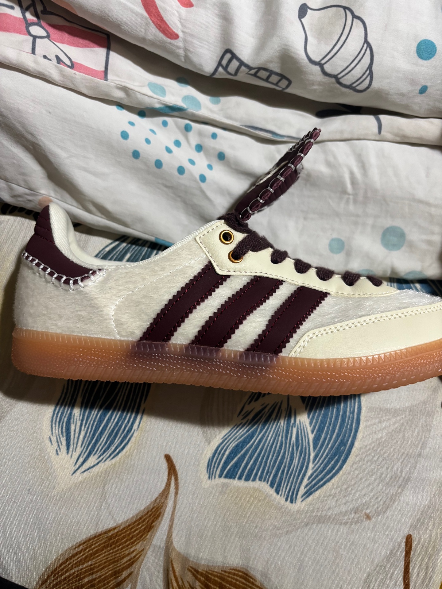 Adidas wales Bonner in burgundy and white - Image 3