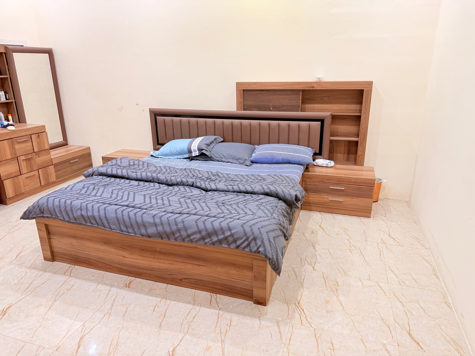 Home items for sale  - Image 2