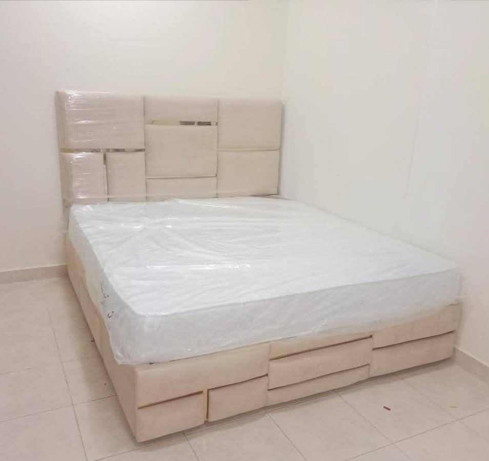 New bedroom set selling in Qatar 30032896 - Image 8