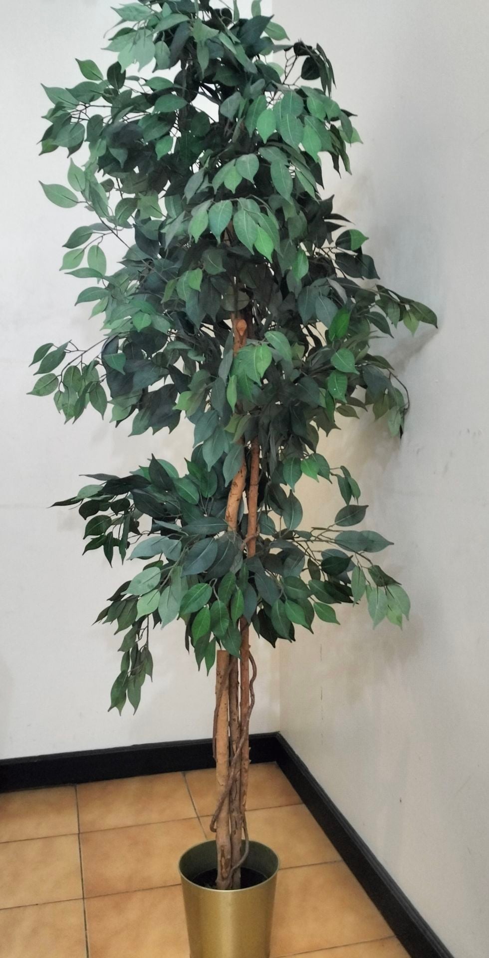 Artificial plant - Image 1