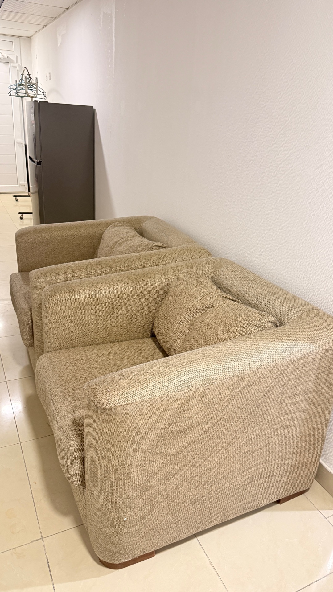 Luxury Sofa - Image 2