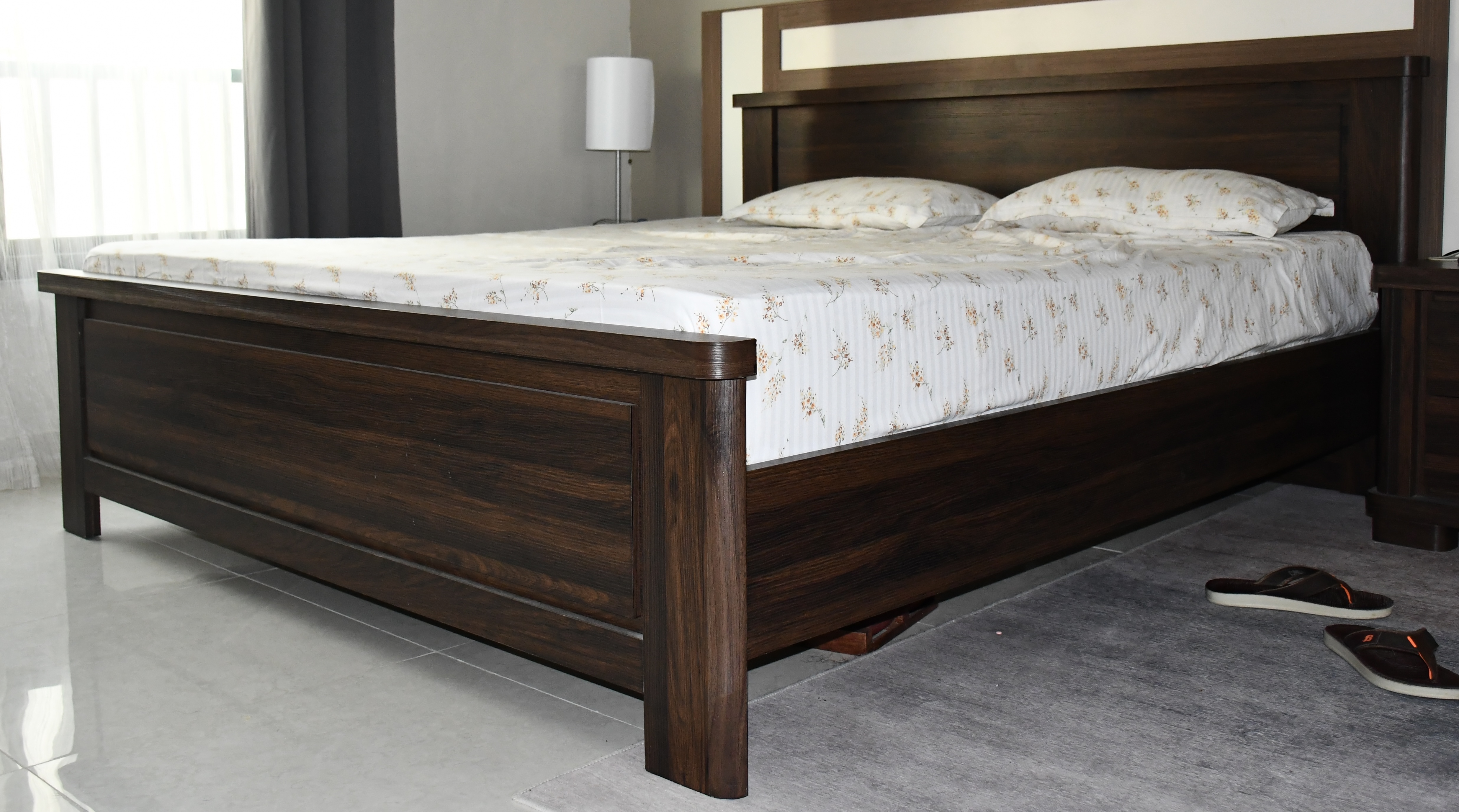 Used Home Furnitures for urgent sale - Image 1