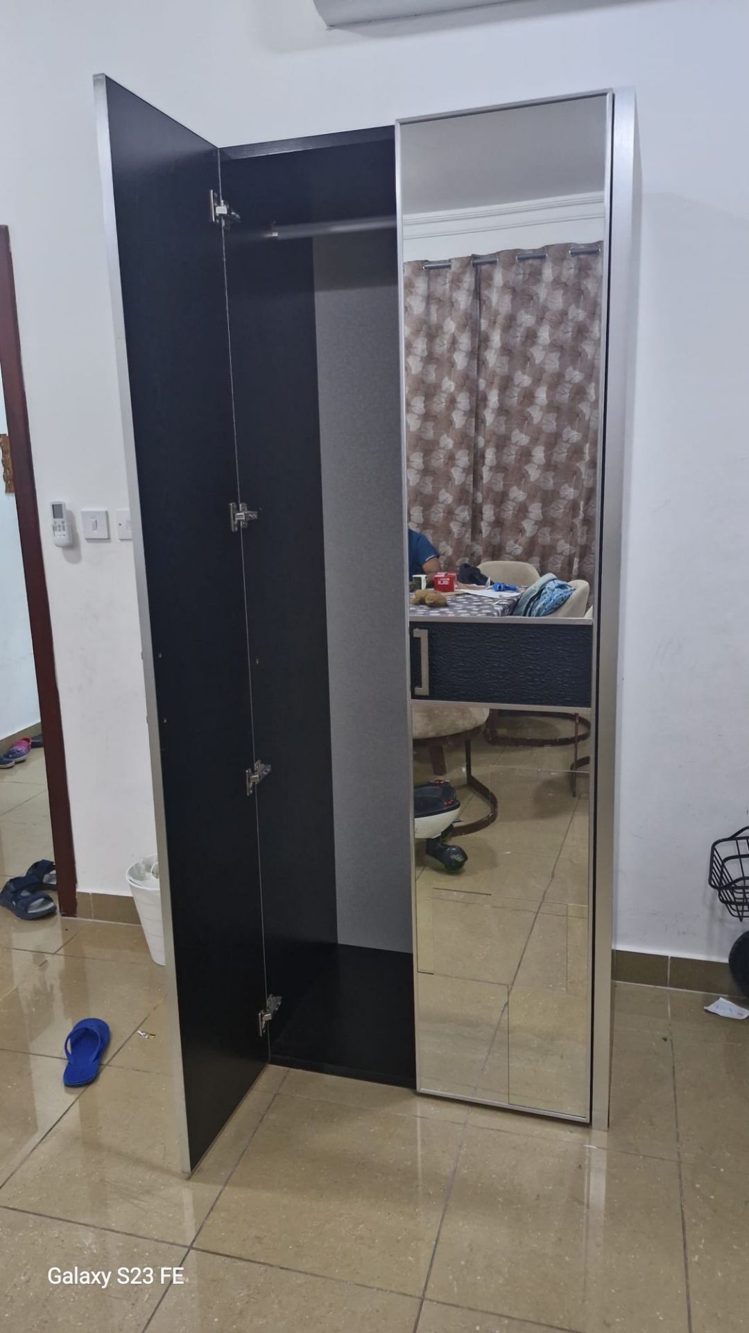 Free to Take : Double Door Wardrobe - Image 2
