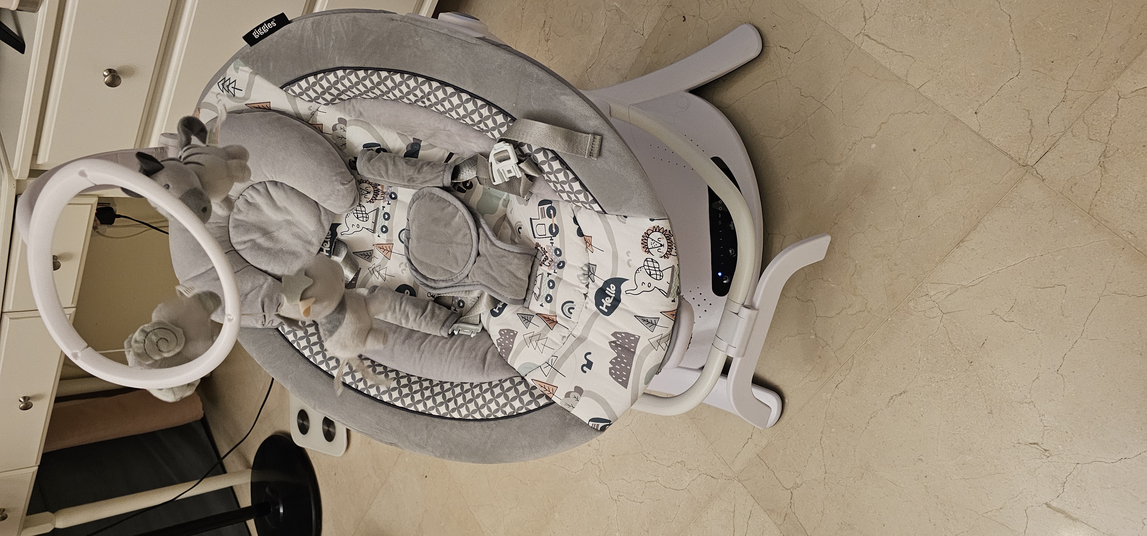 Giggles 5D swing rocker - Image 1