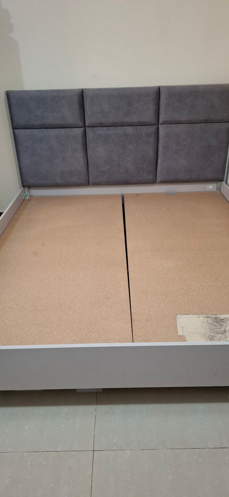 Home center king size bed for urgent sale - Image 1