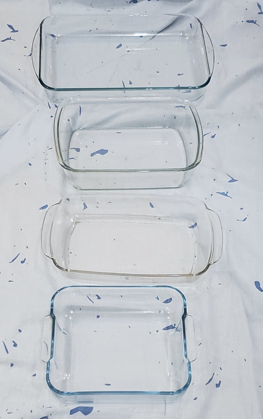4 PYREX Baking Trays - Image 4