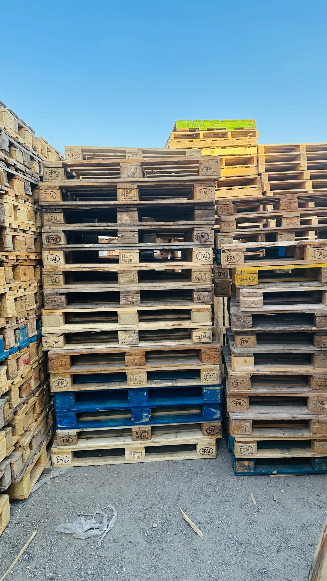 Wooden Pallets - Image 3