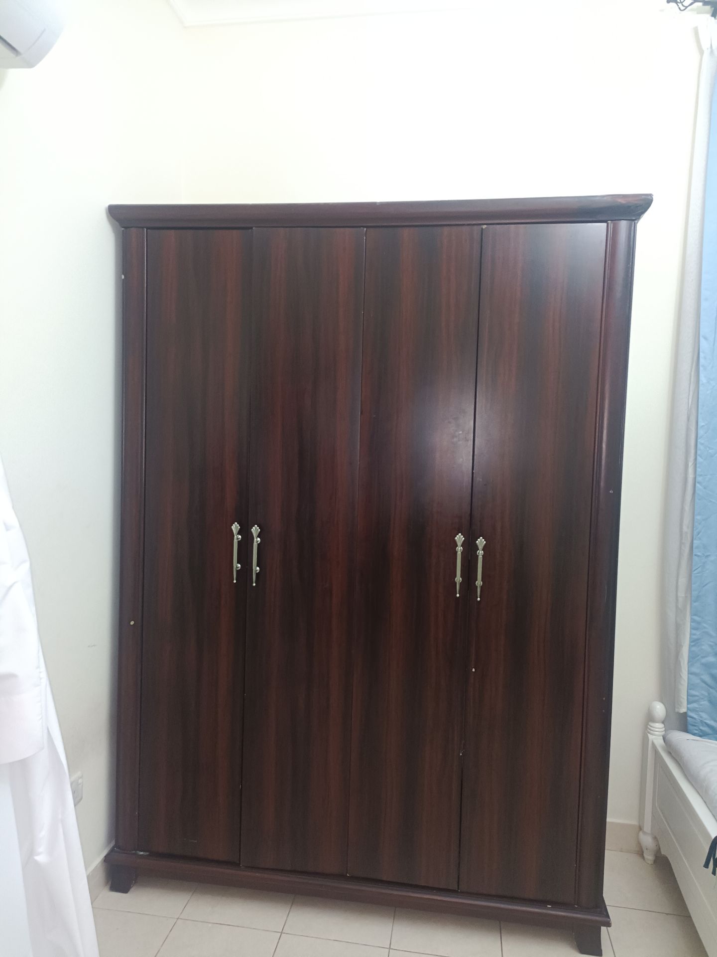 Solid wood handmade vintage style bed with cupboard  - Image 4