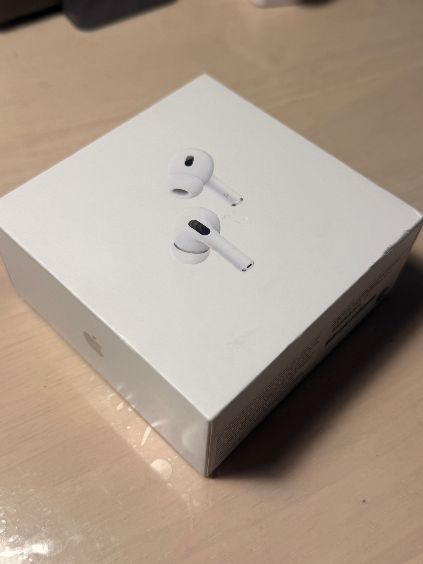 AirPods Pro (2nd Gen) – Very Lightly Used - Apple - Image 5
