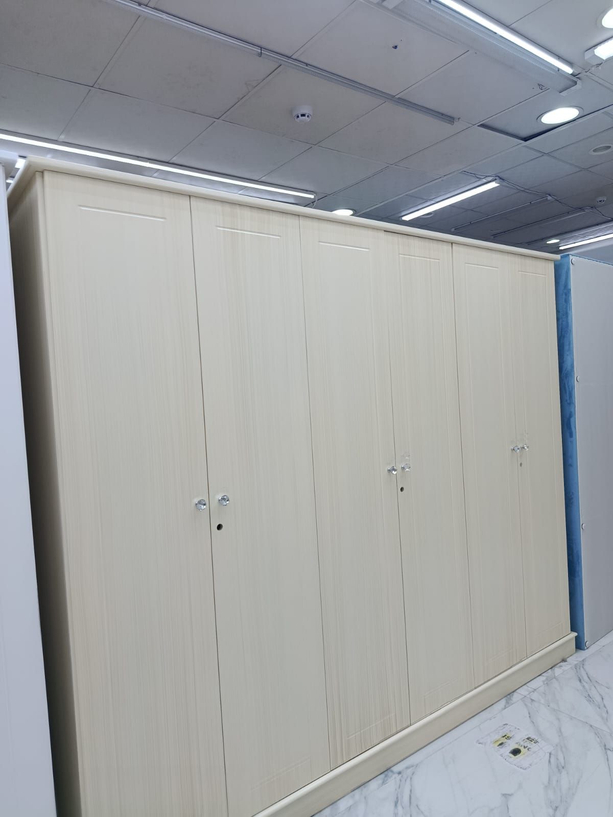 Six door four door cabinet available  - Image 4