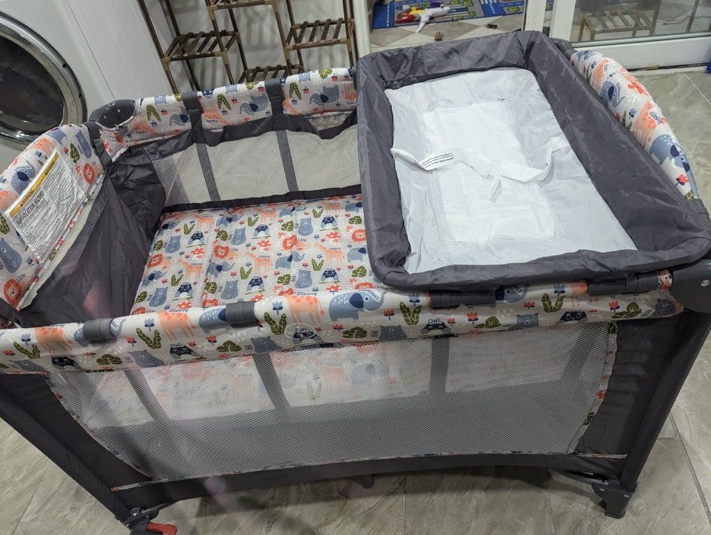 Foldable Baby Playard Crib for SALE! - Image 5