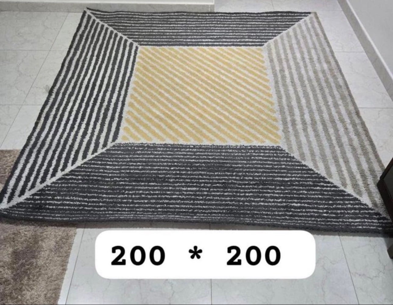 Carpet - Image 1
