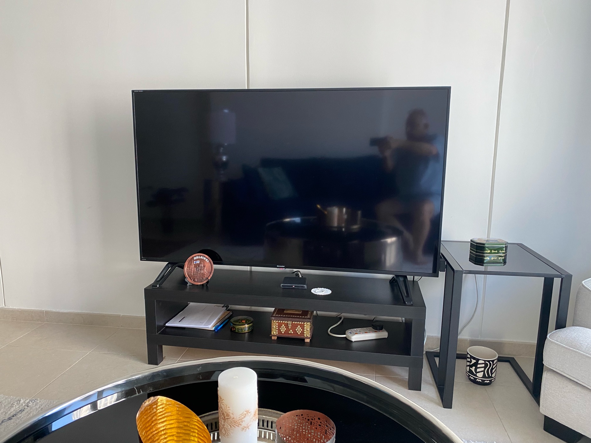 Excellent condition TV for sale - Image 2