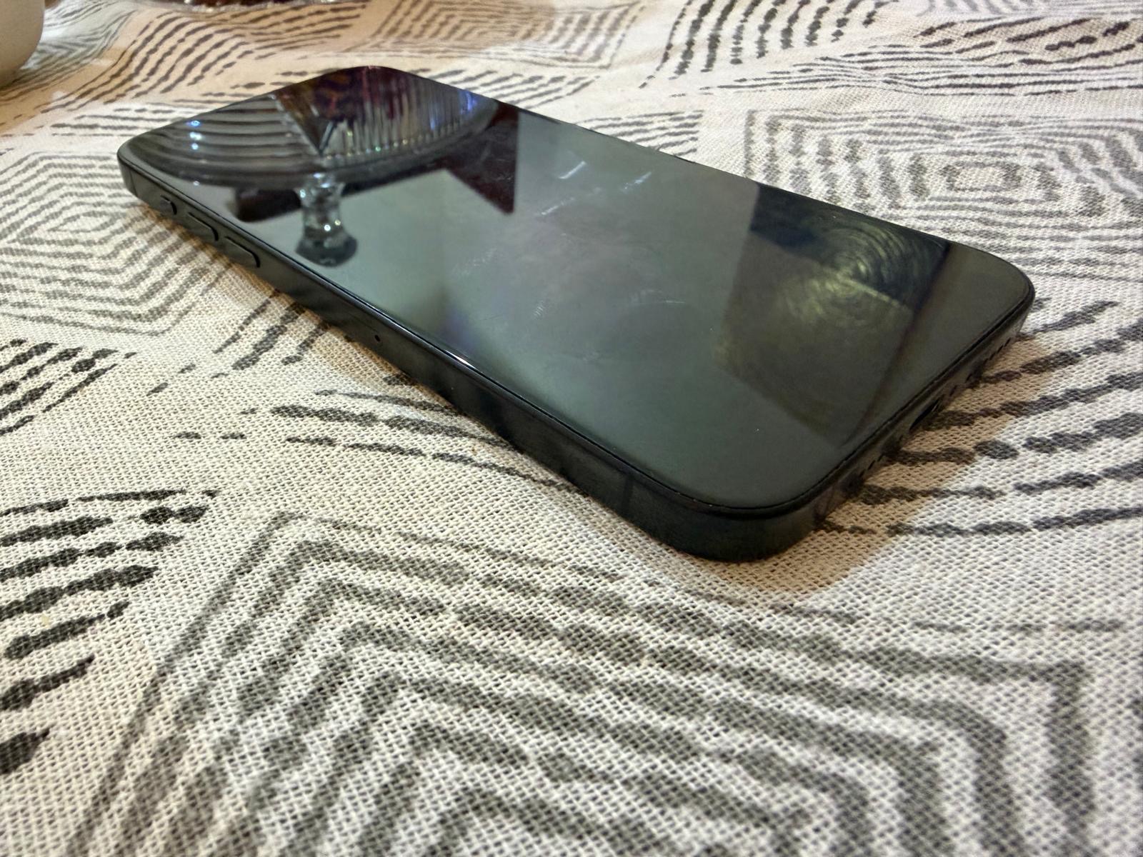 iPhone 15 Pro Max 256gb. Like new - Image 3