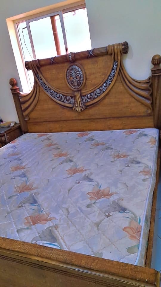 2x2 double bed with large side table and mattress  - Image 4