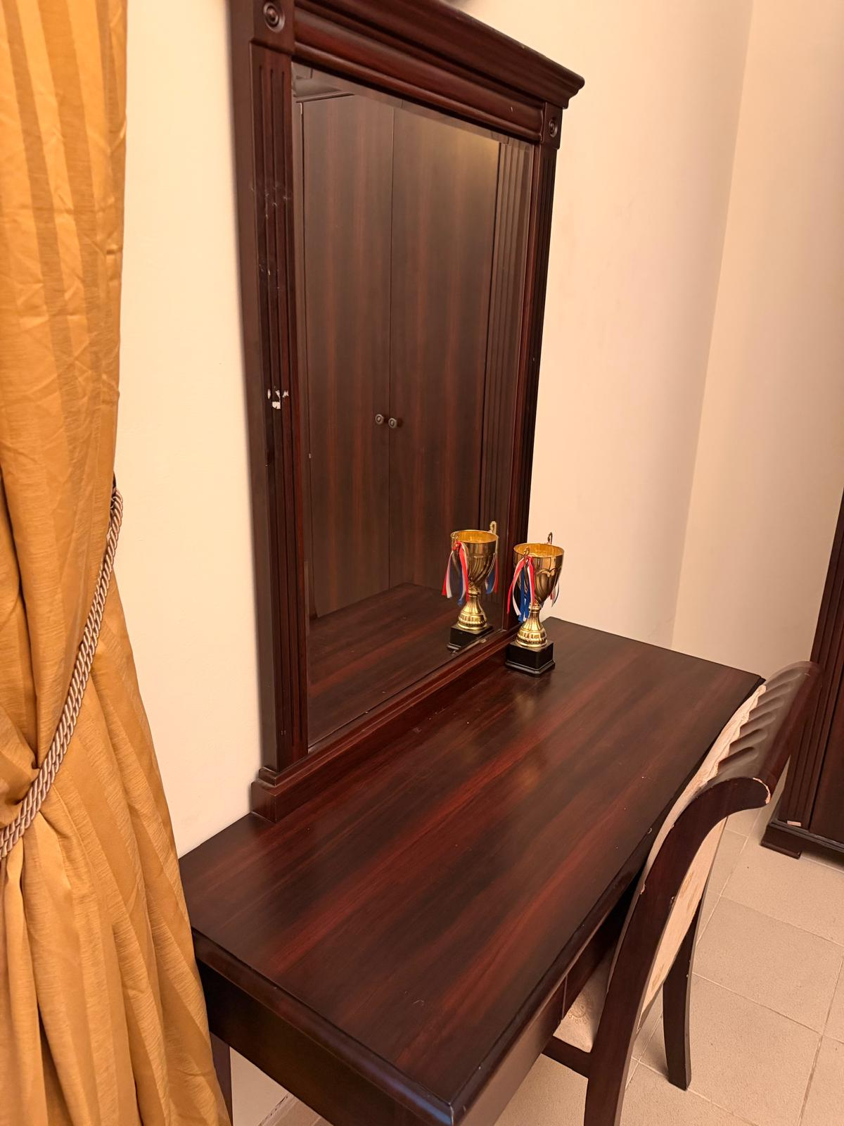 Dressing Table & Chair  - Image 3