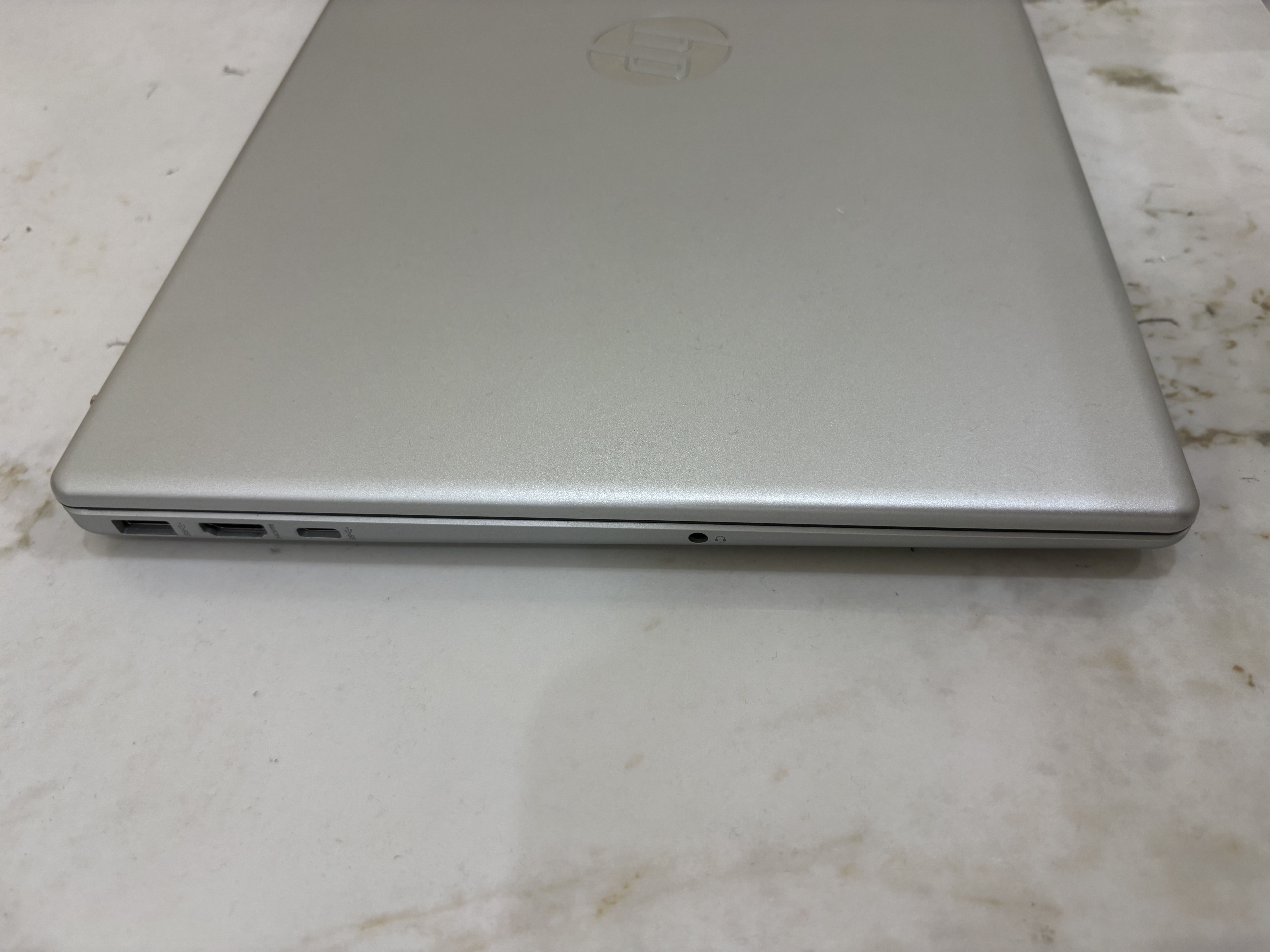 Great laptop at a great price! - Image 7