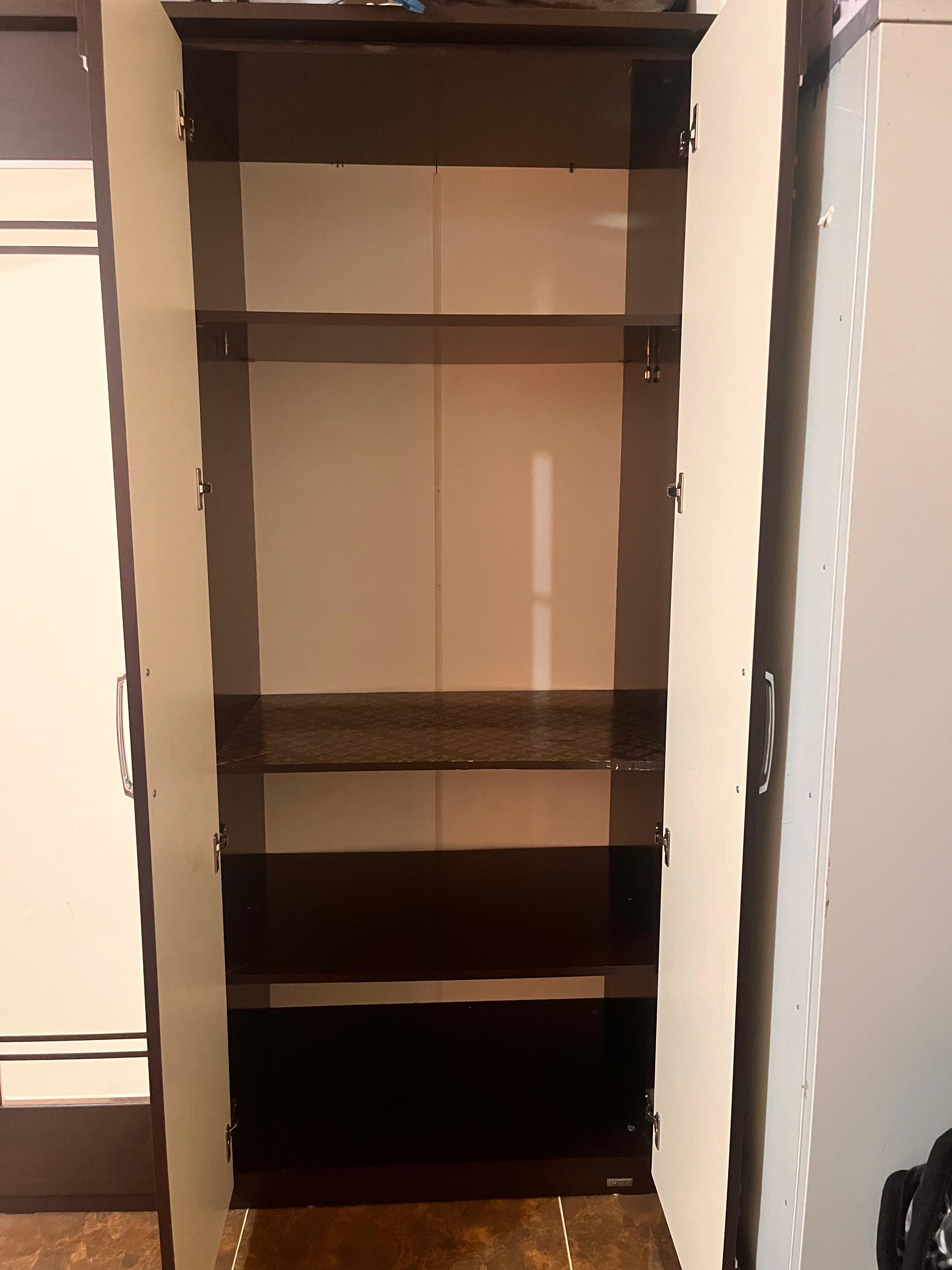 used bedroom set - Image 4