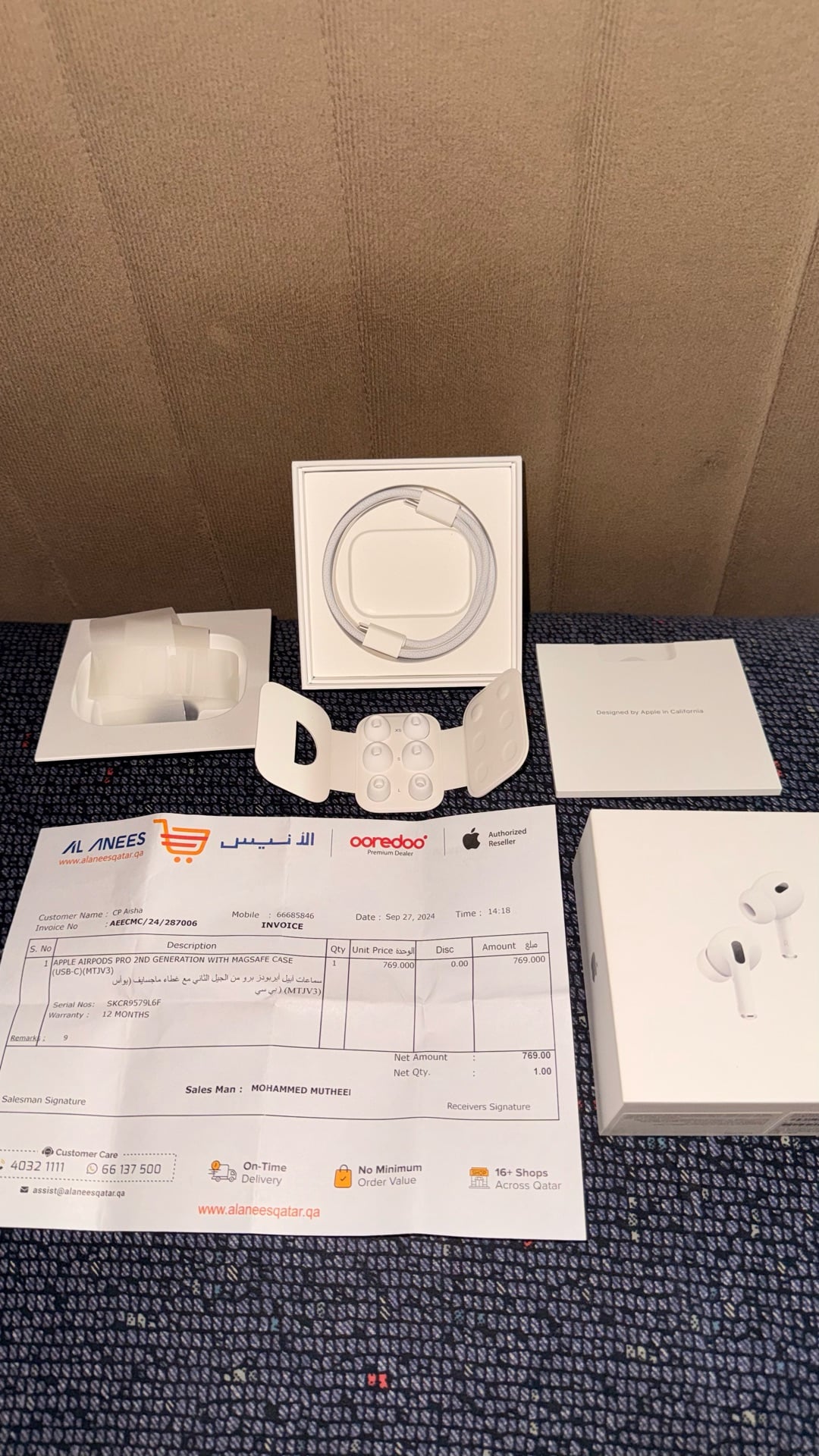 AirPods Pro 2 with MagSafe charging  - Image 2
