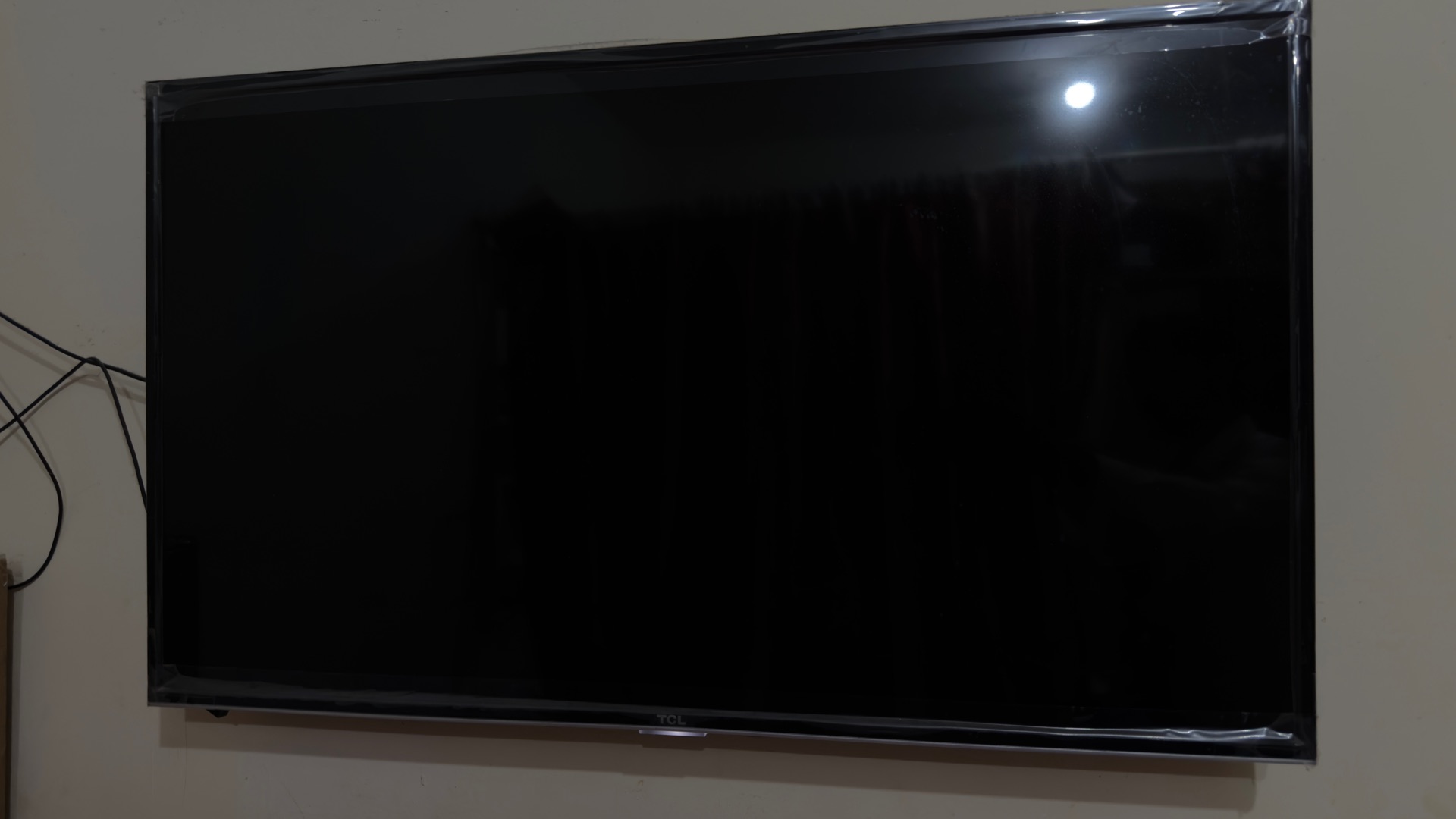 TCL 43 inches Tv. - Image 1