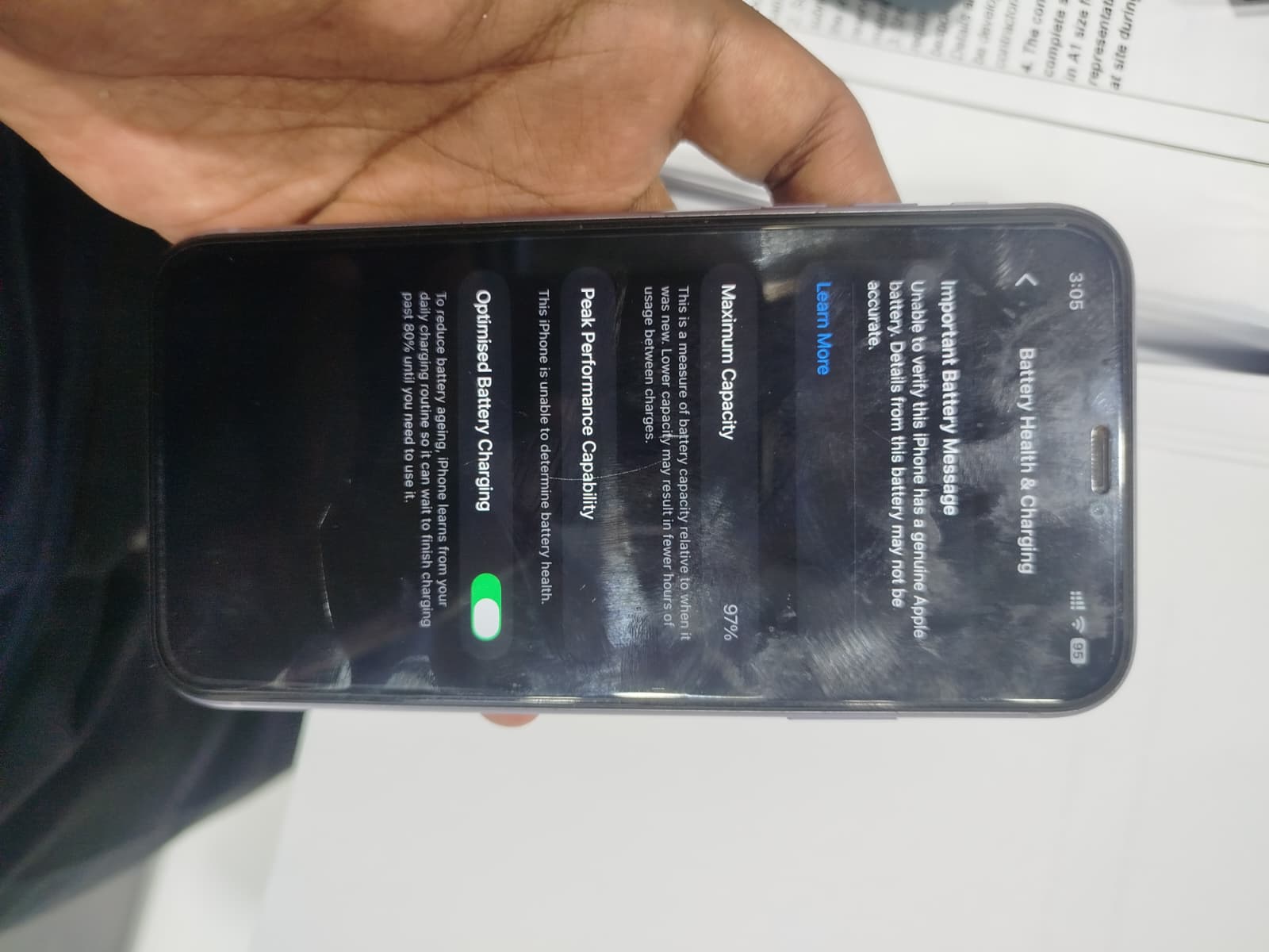 Apple iPhone 11 128GB – Good Condition – 700 QAR - Image 2