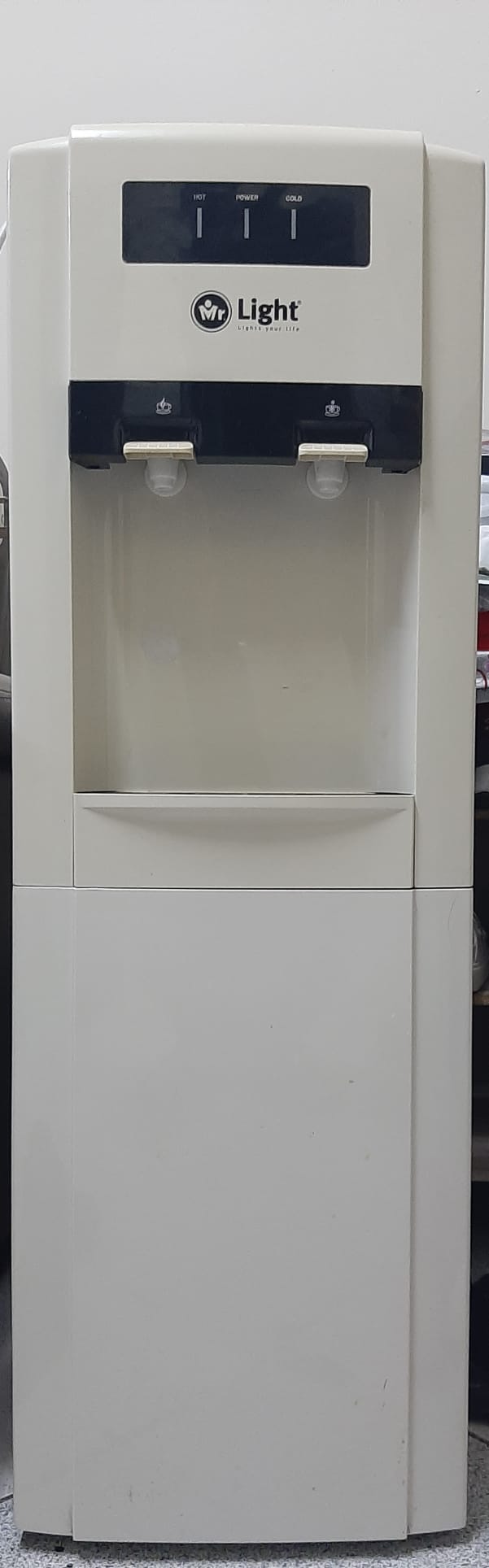 Water Dispenser - Image 3