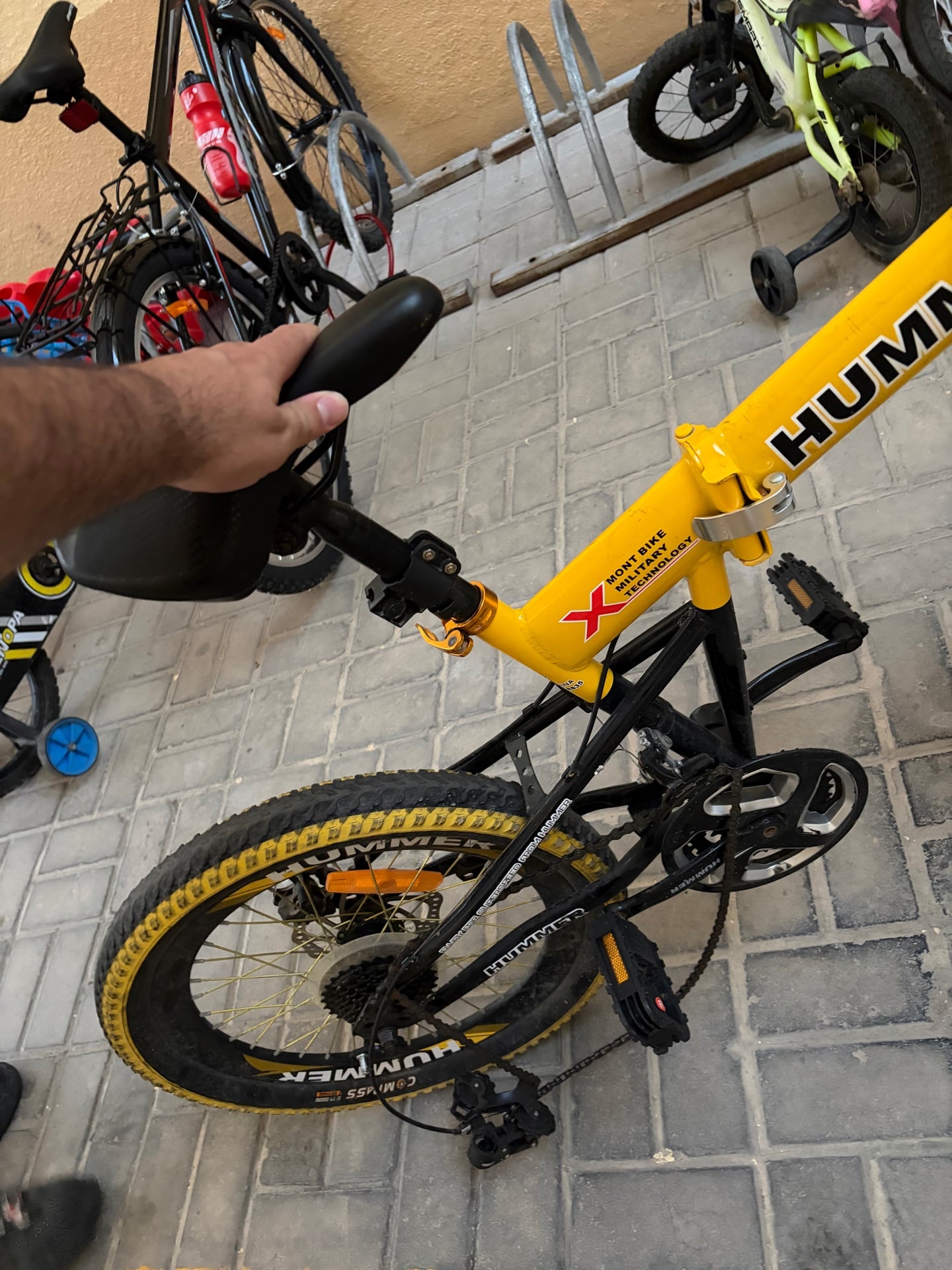 Hummer bike used for two months gear is broken - Image 4