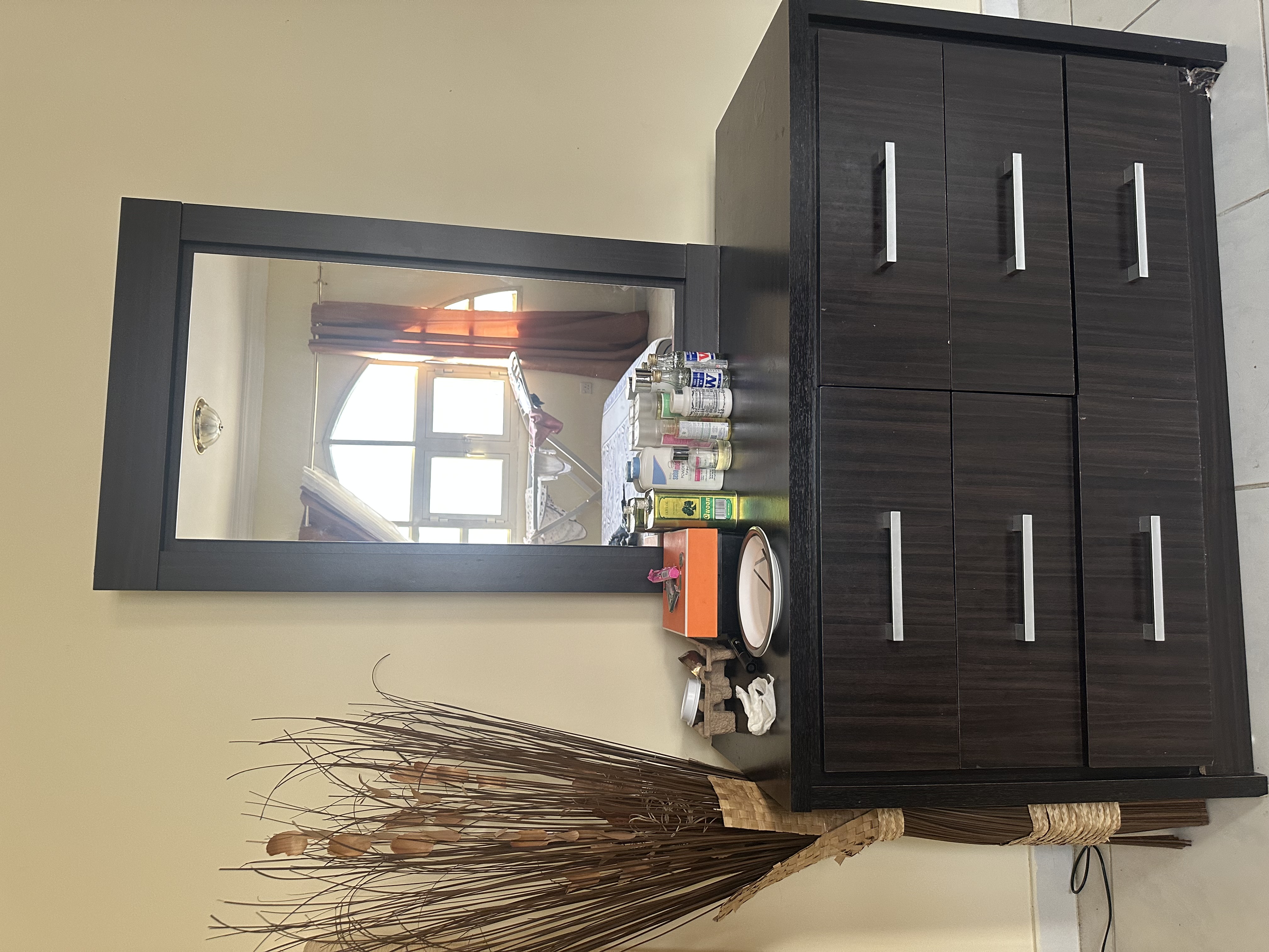 Bedroom Set for Sale – Excellent Condition - Image 2
