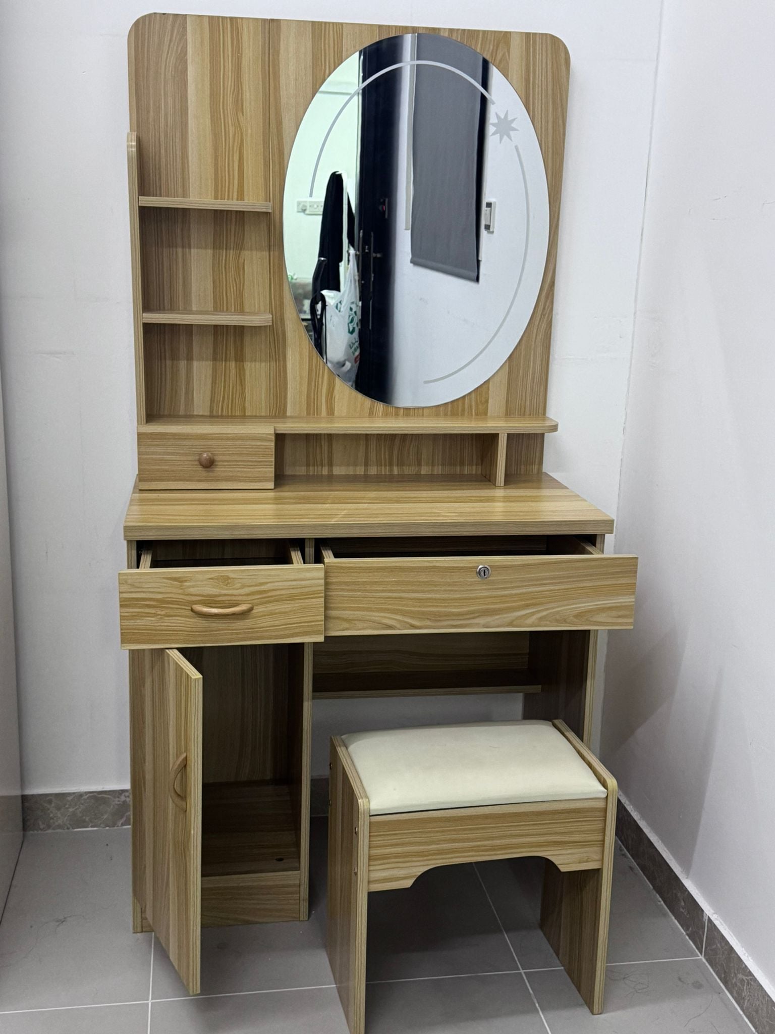 Dressing Table with Mirror, Drawers & Stool – Good Condition - Image 4