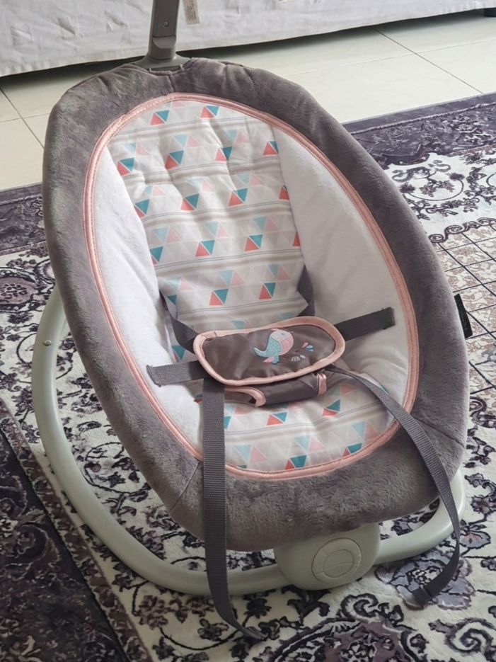 Juniors Bennet Baby Rocker  - Image 2