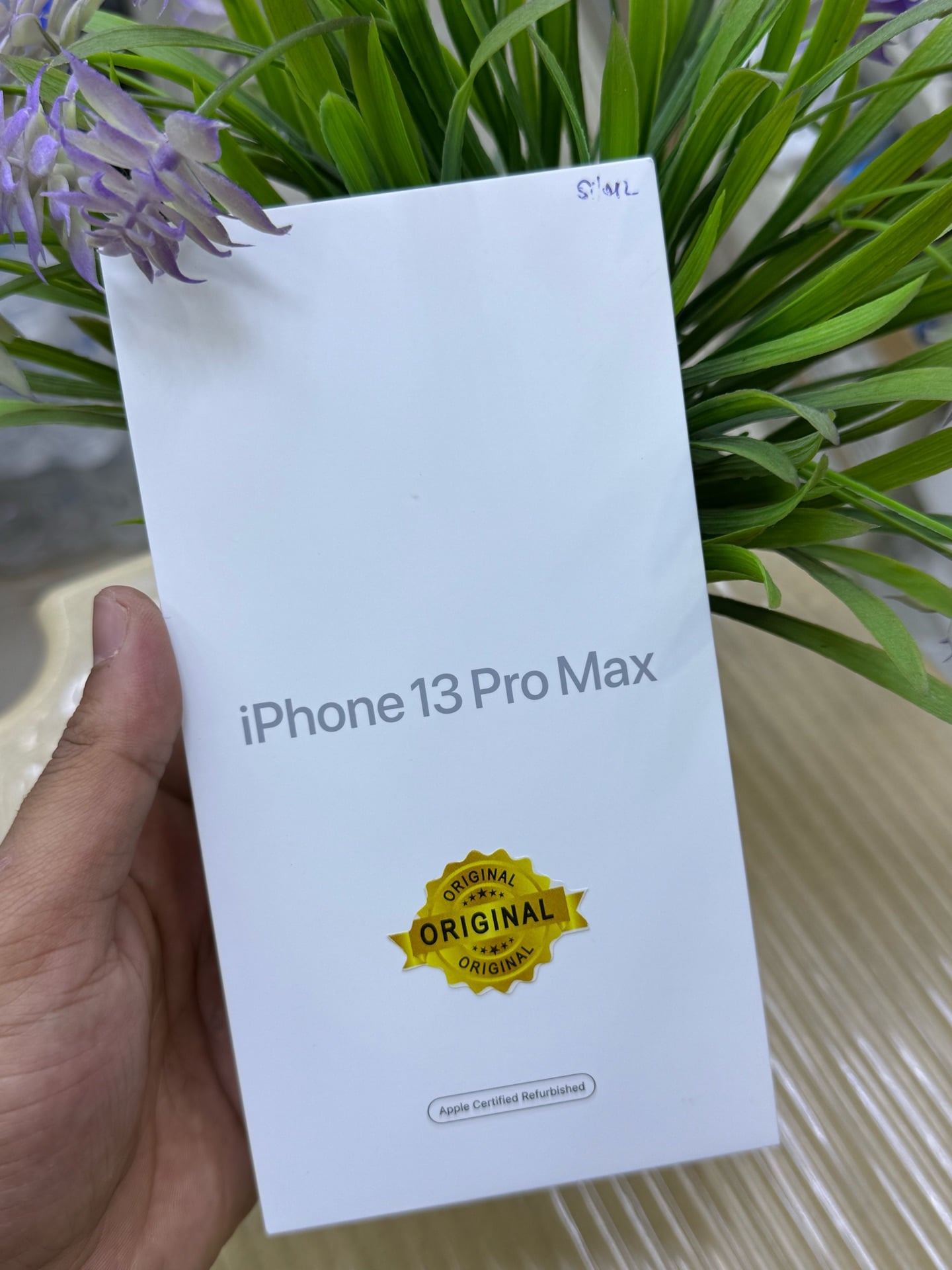 iPhone 13 Pro Max - Image 1