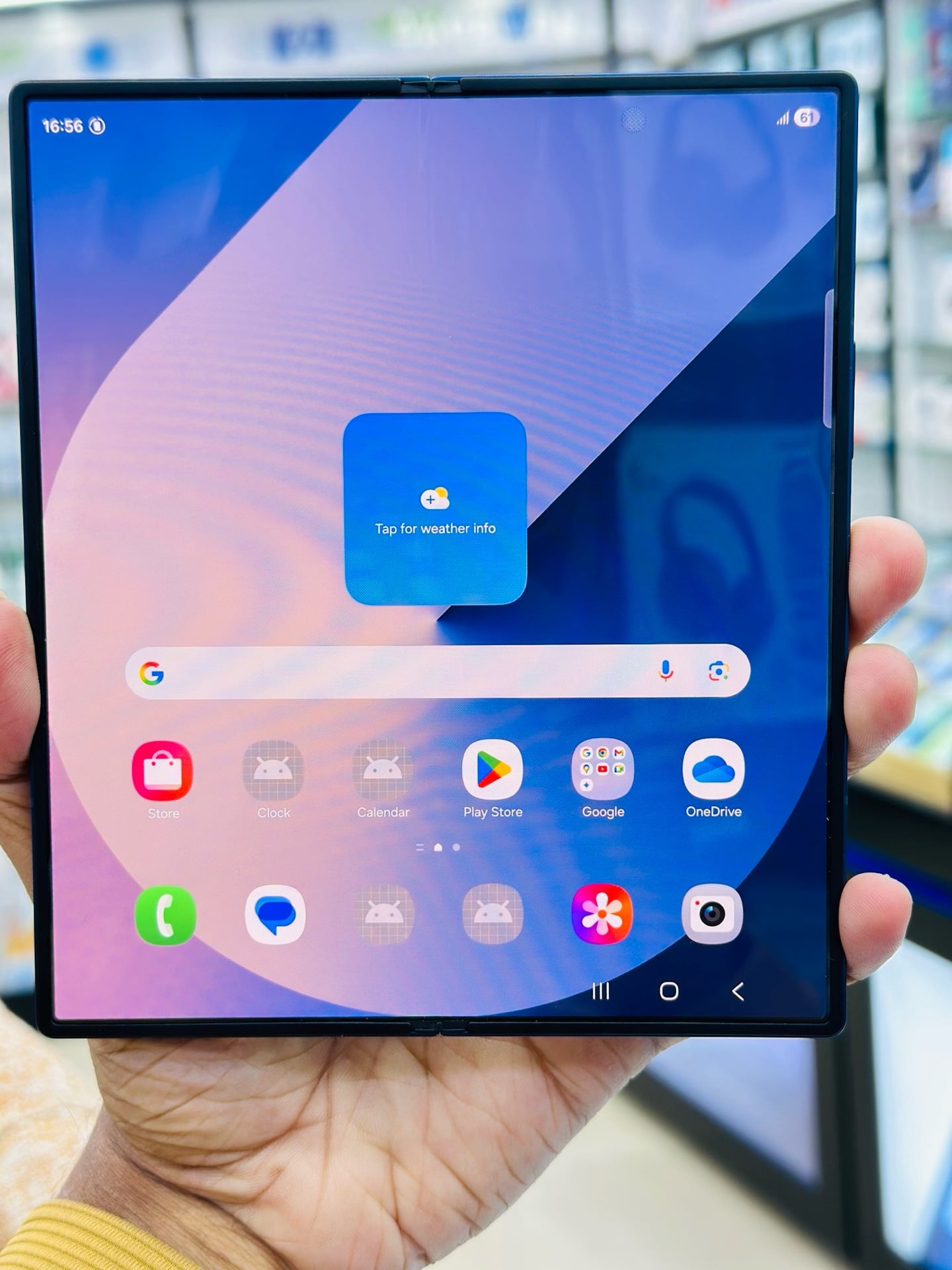 Samsung Galaxy Z Fold-6 - Image 8