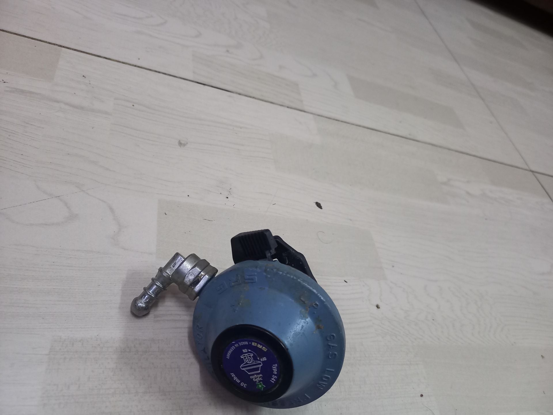Gas cylinder - Image 4