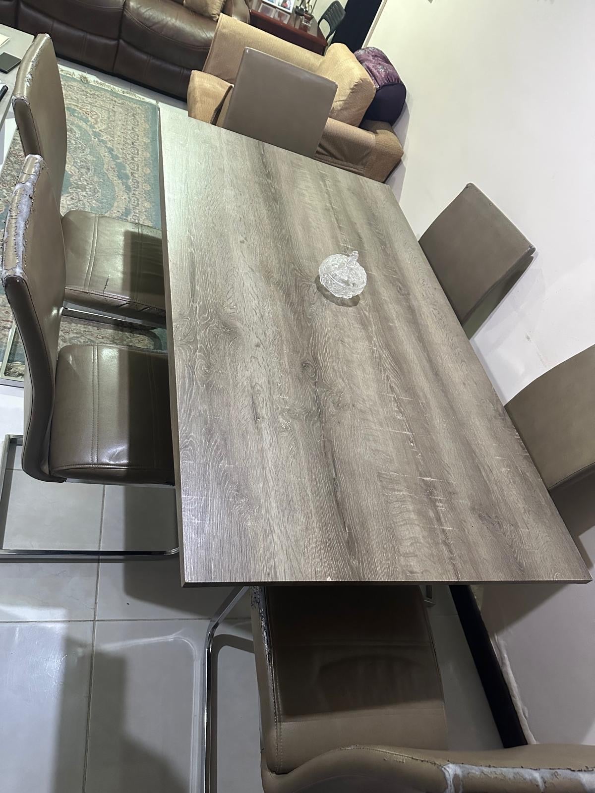 Dinning table with 6 chairs  - Image 4