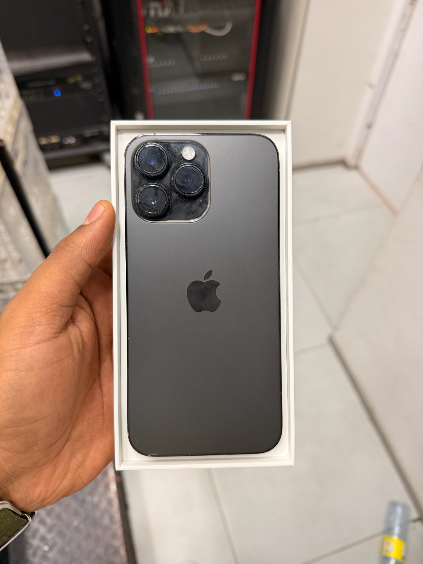 iPhone 14 Pro Max - Image 5