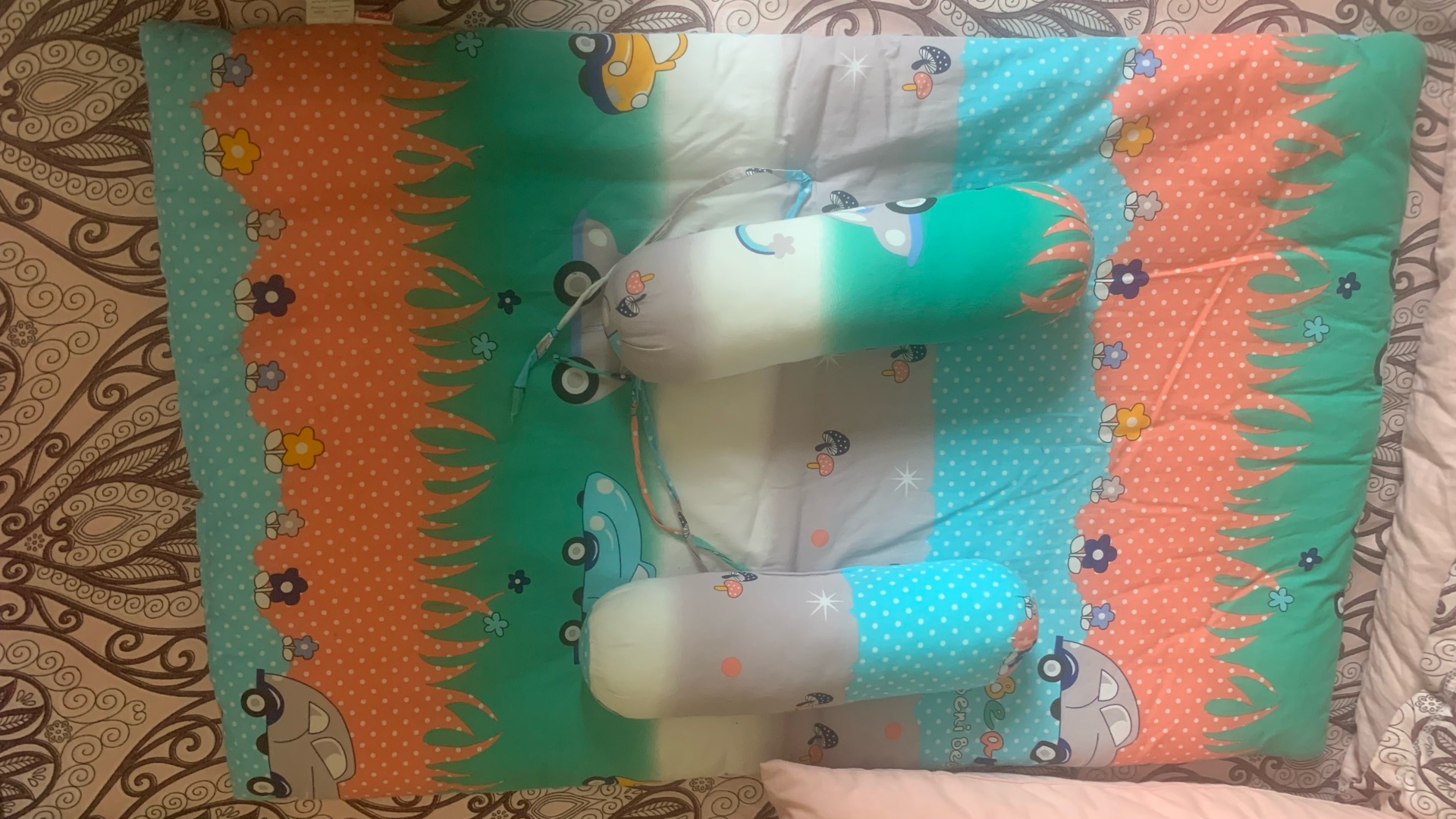 Baby Bouncer, Gyn bed and mattress for sale - Image 3