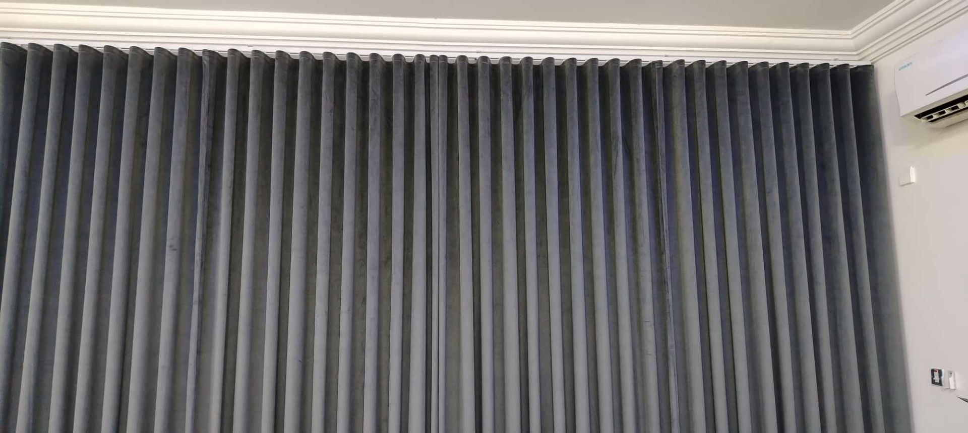 Curtain  - Image 7