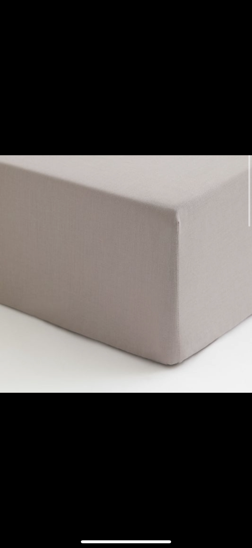 Fitted bed sheets and pillow covers - Image 10