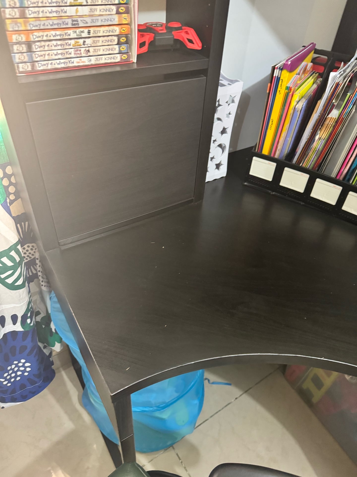 Ikea desk - Image 4