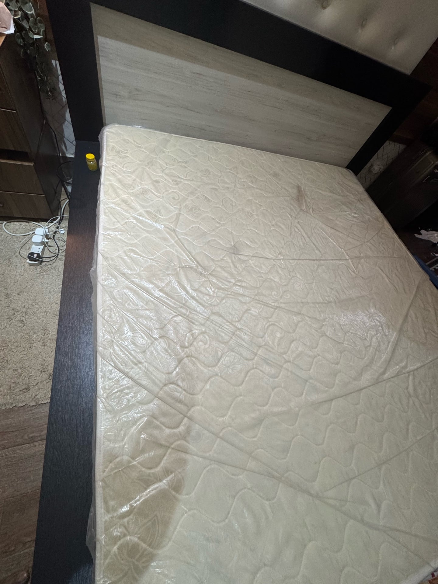 Home Center Bed with Mattress - King Size - Image 5
