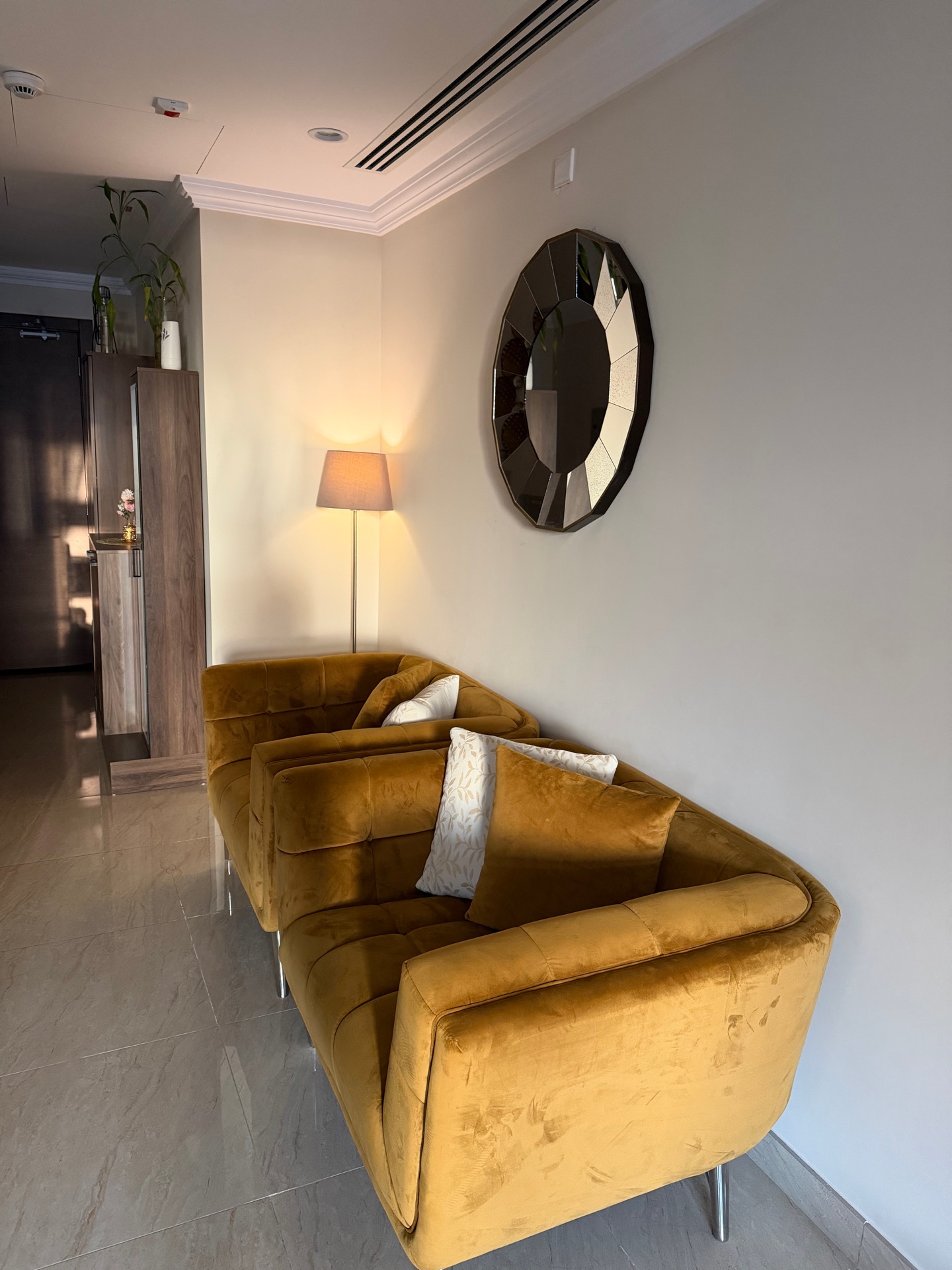 Home items  - Image 5