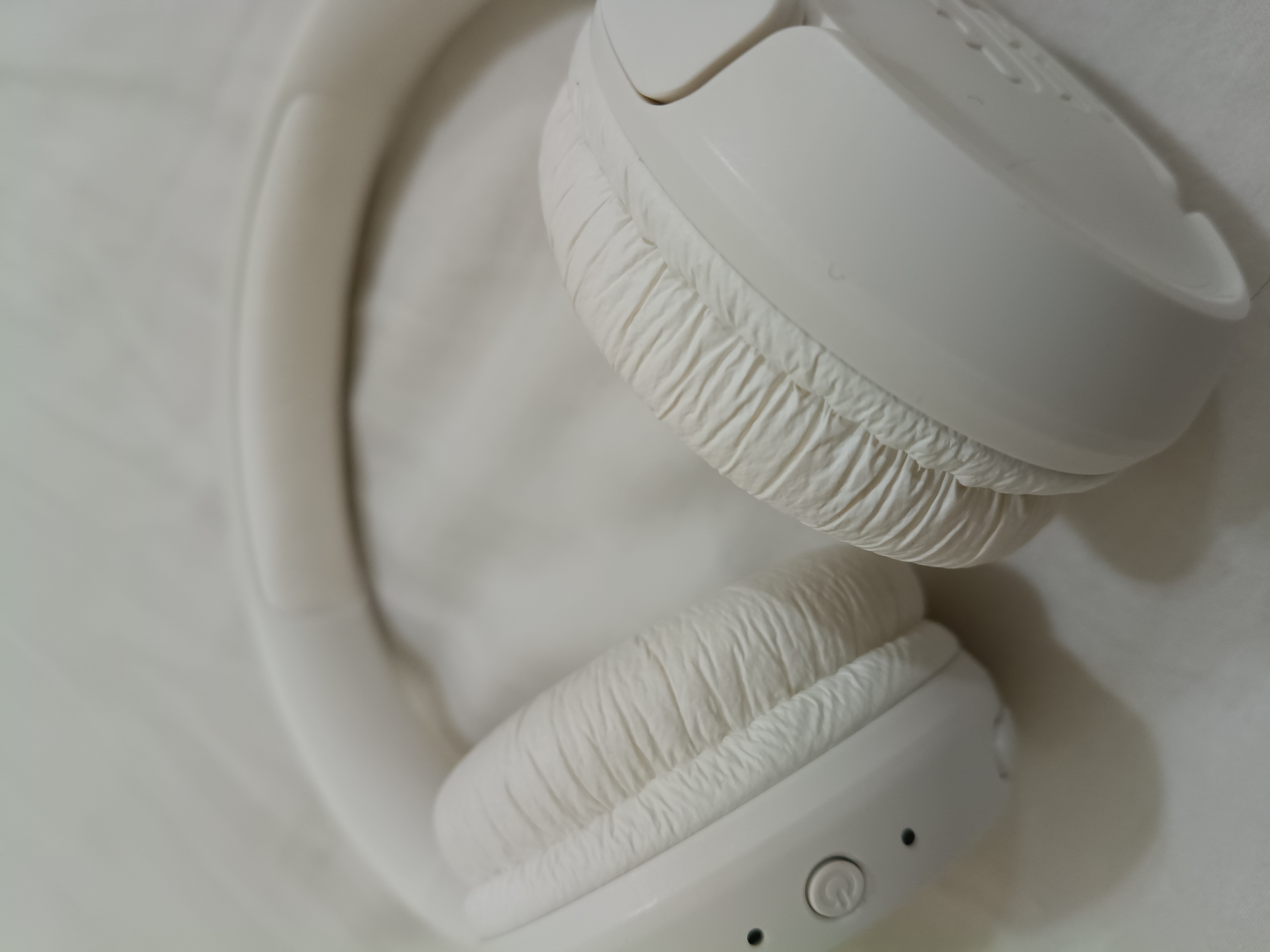 JBL earphone - Image 2